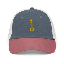 Load image into Gallery viewer, Pigment-dyed cap "Single Key (Embroidered)"