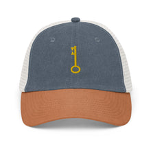 Load image into Gallery viewer, Pigment-dyed cap "Single Key (Embroidered)"